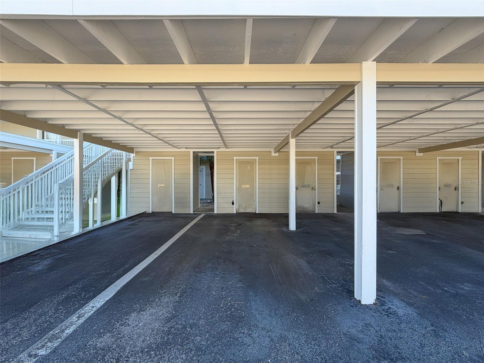 SOUTH PAULA POINT CONDO - Residential