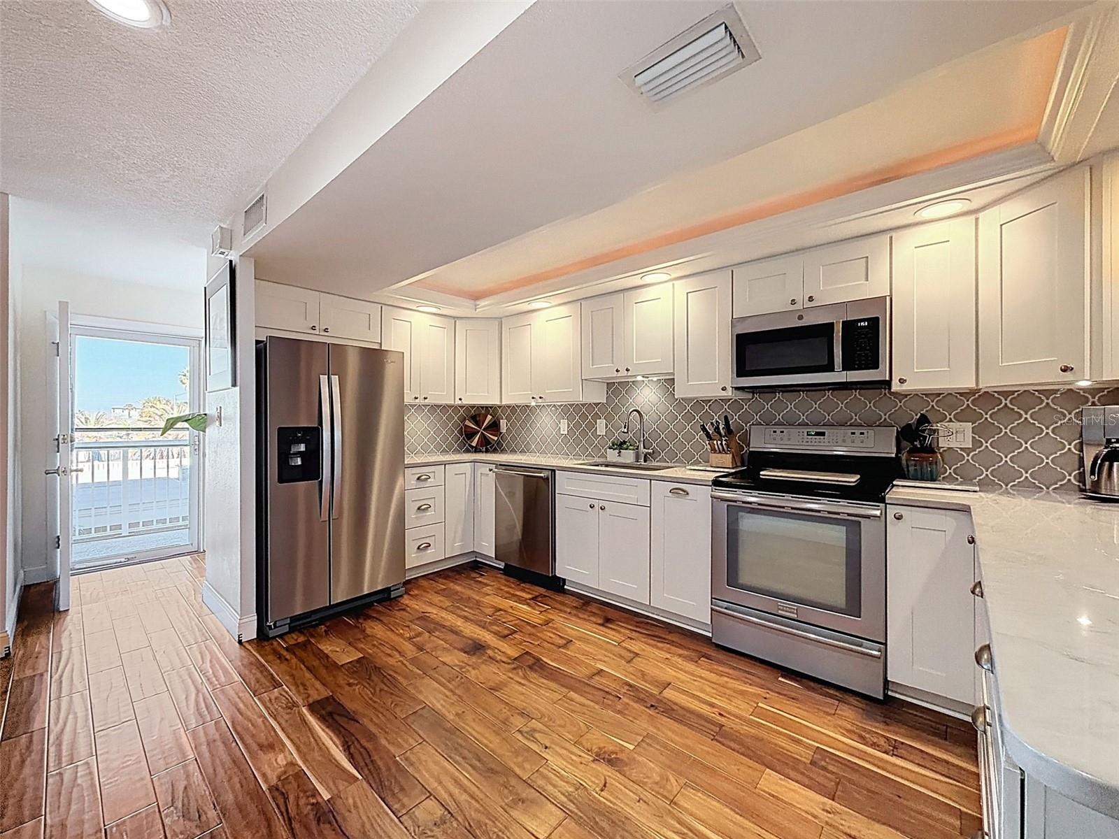 SOUTH PAULA POINT CONDO - Residential