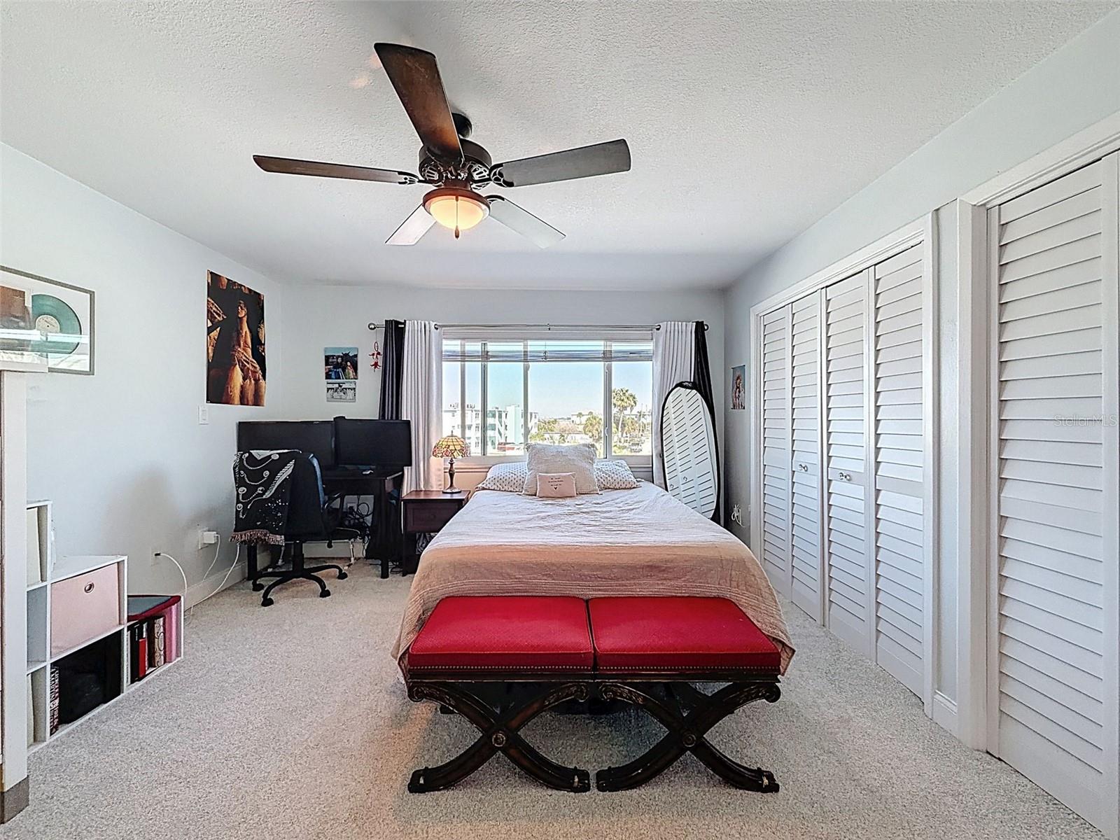 SOUTH PAULA POINT CONDO - Residential