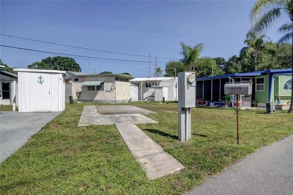 4776 66TH LN N # 12, ST PETERSBURG, FL 33709 - Image 53327acbf128c2c14ba3fb7446e07d4e/1263686658