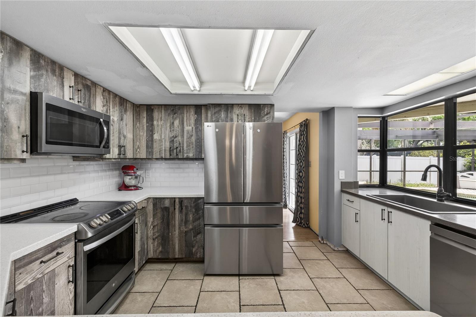 ORCHID LAKE VILLAGE - Residential