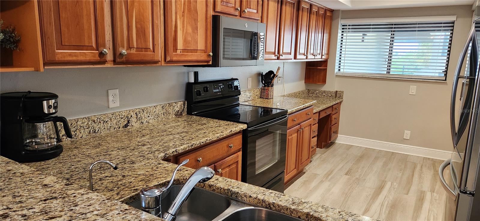 ANCHOR COVE 1 CONDO - Residential Lease