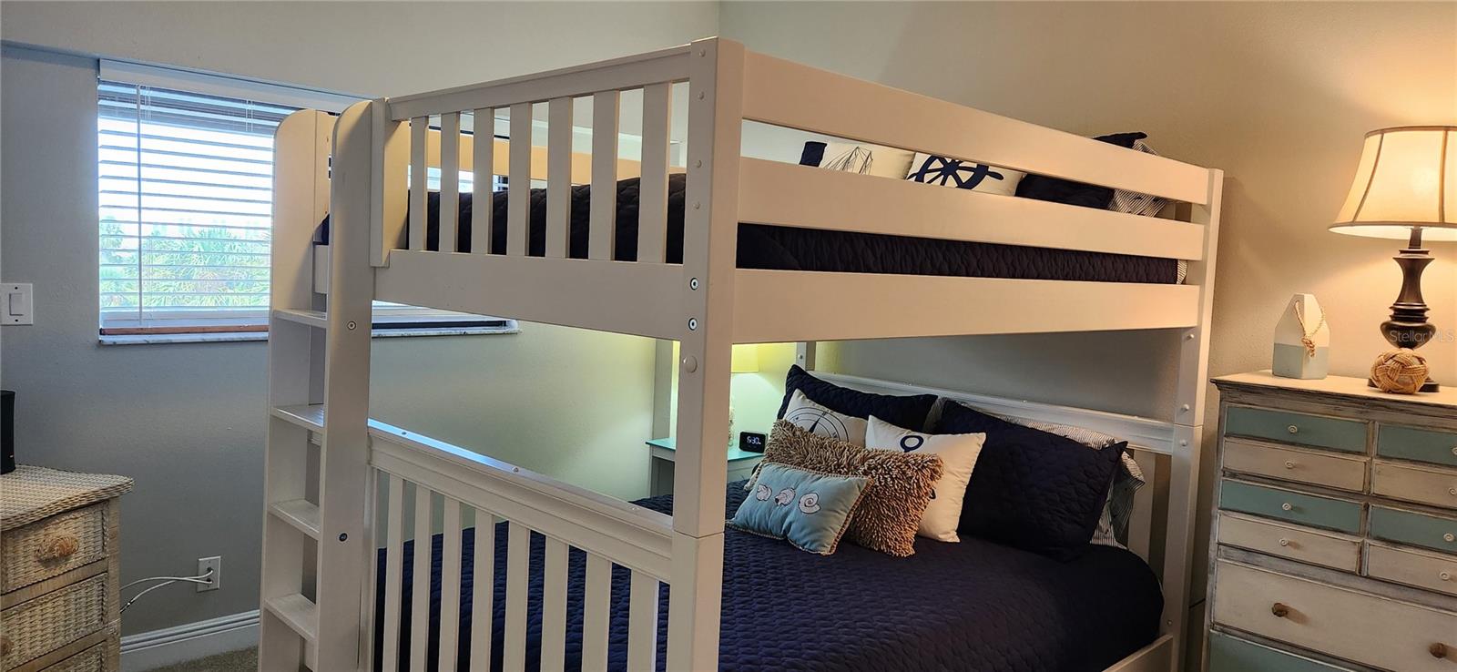 ANCHOR COVE 1 CONDO - Residential Lease