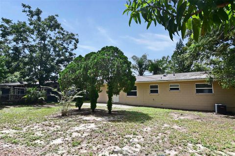 A home in APOPKA