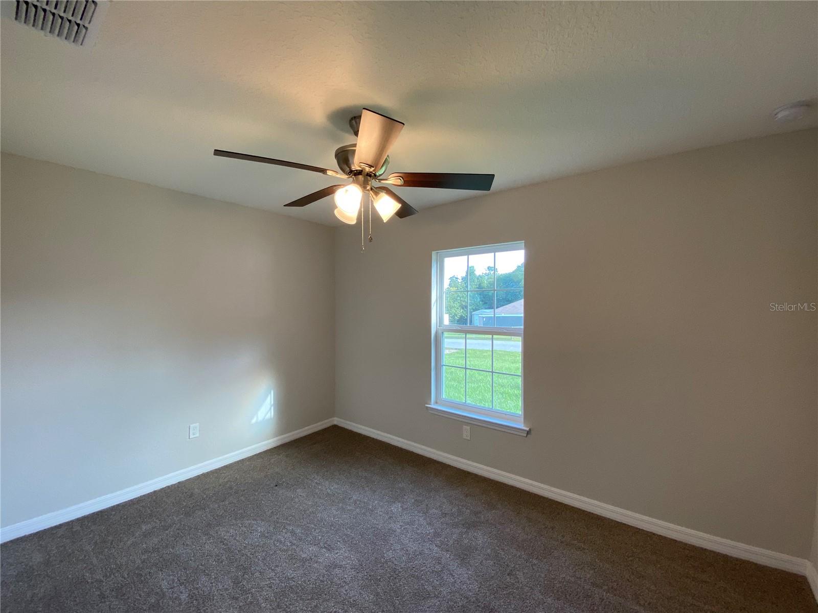 SILVER SPGS SHORES UN 19 - Residential Lease