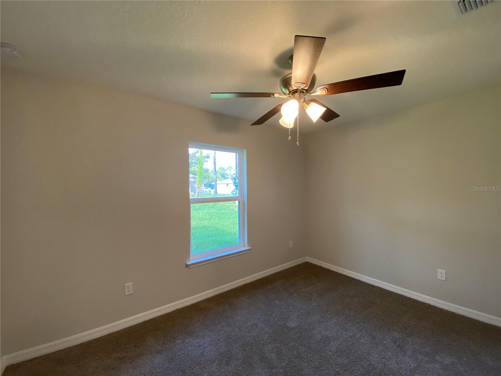 SILVER SPGS SHORES UN 19 - Residential Lease