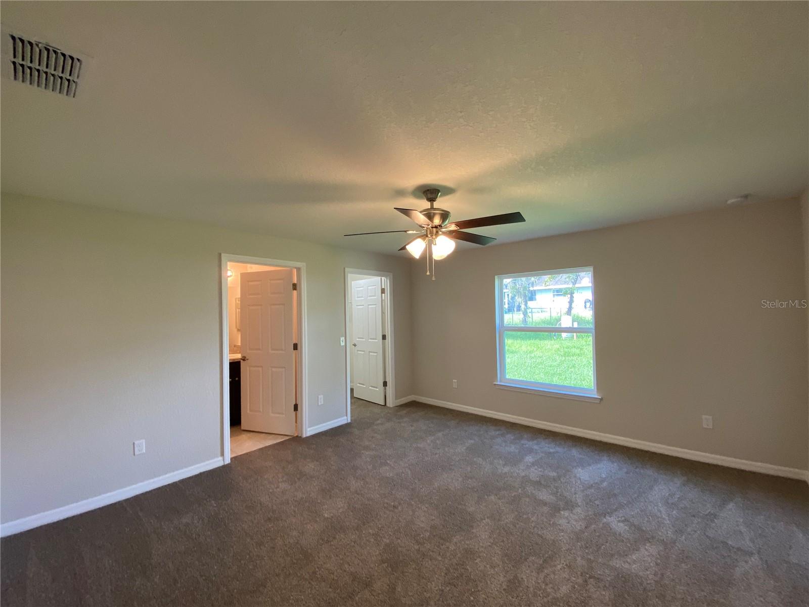 SILVER SPGS SHORES UN 19 - Residential Lease