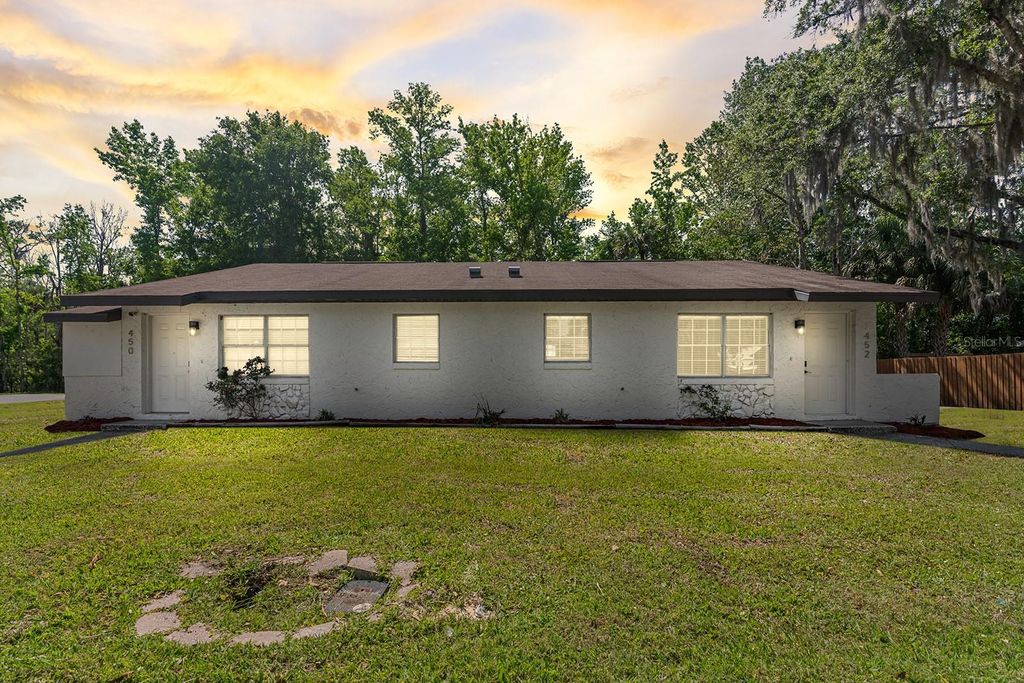 Photo of 452 N Elmwood Point, Crystal River, FL 34429 (MLS # TB8503406)