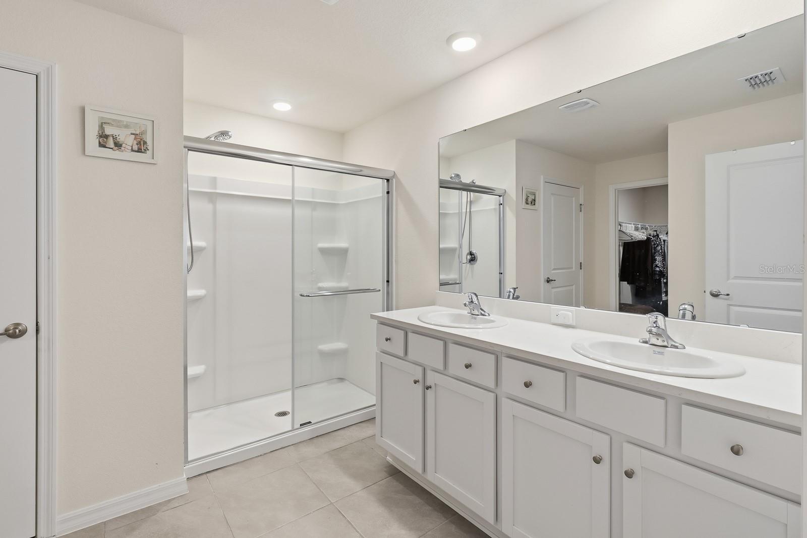 AUTUMN GLEN - Residential