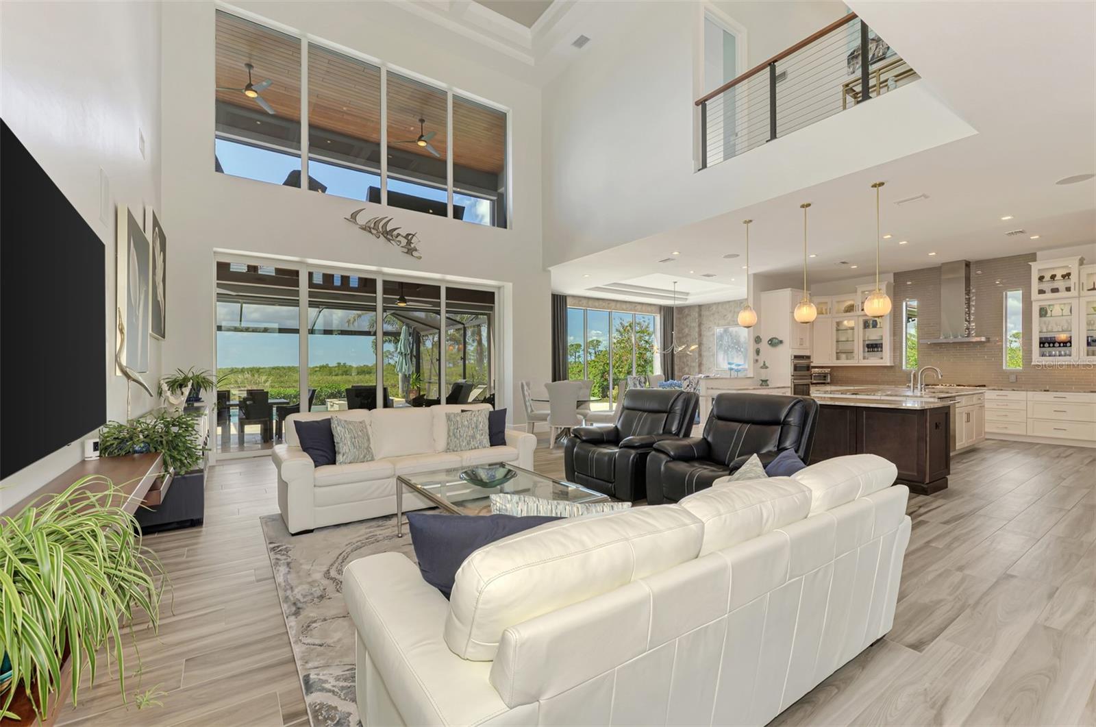 RIVERWOOD - Residential