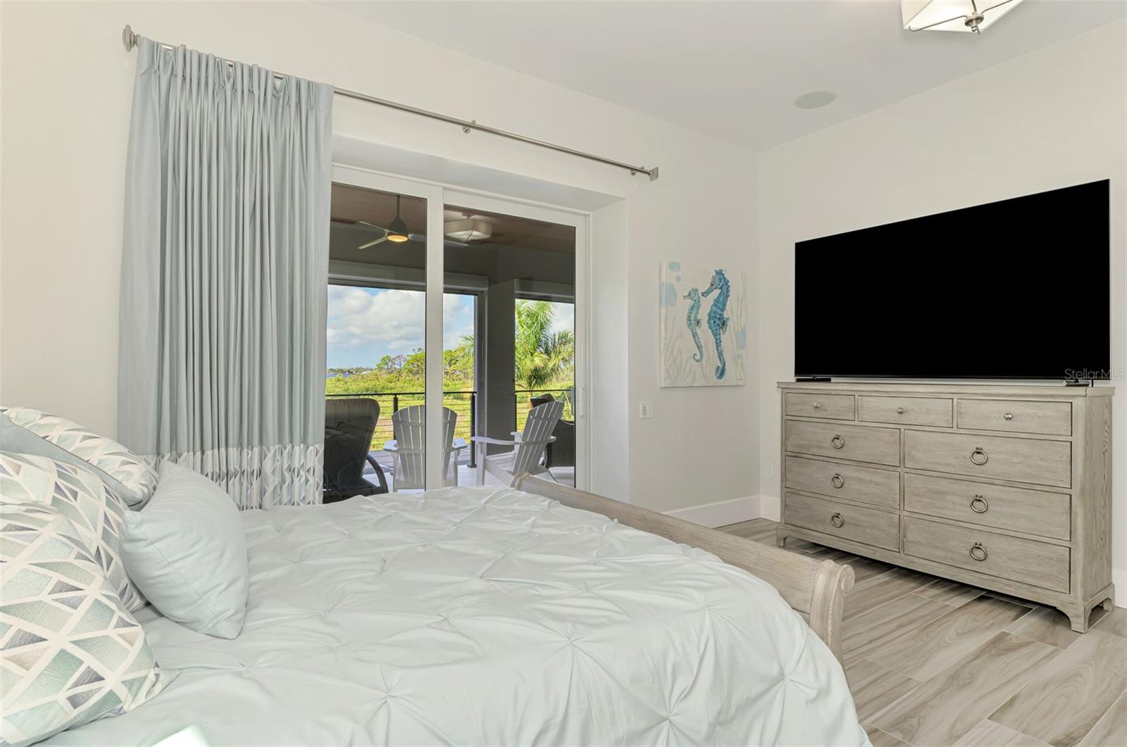 RIVERWOOD - Residential