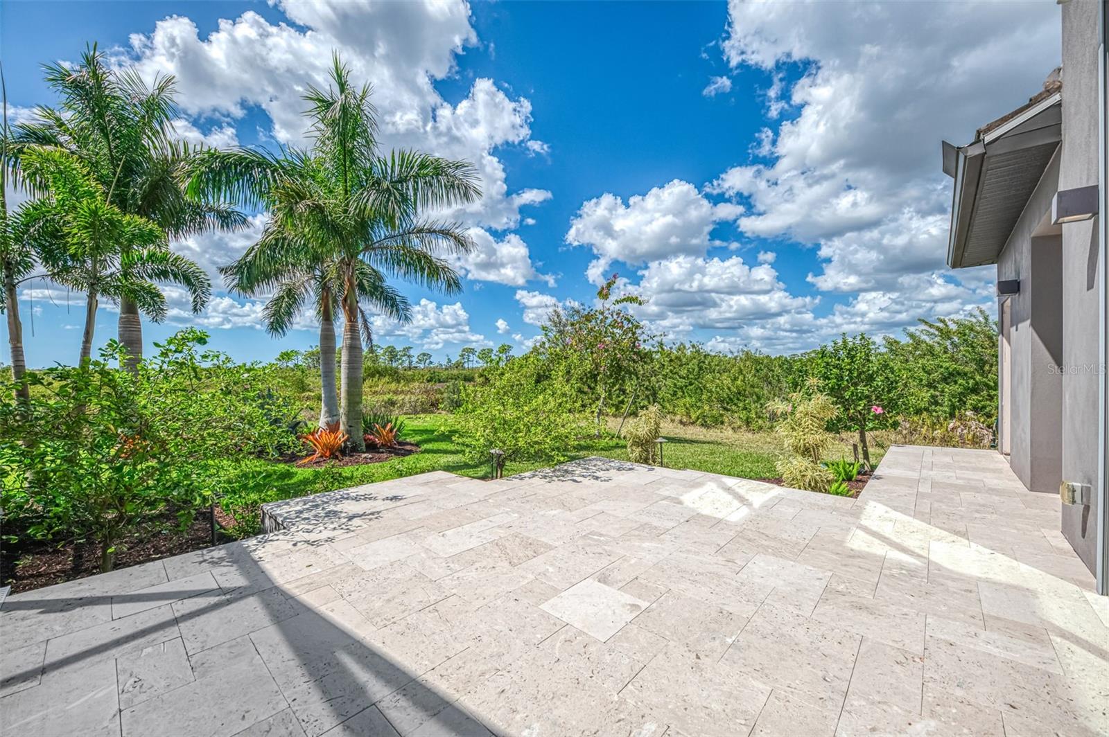 RIVERWOOD - Residential