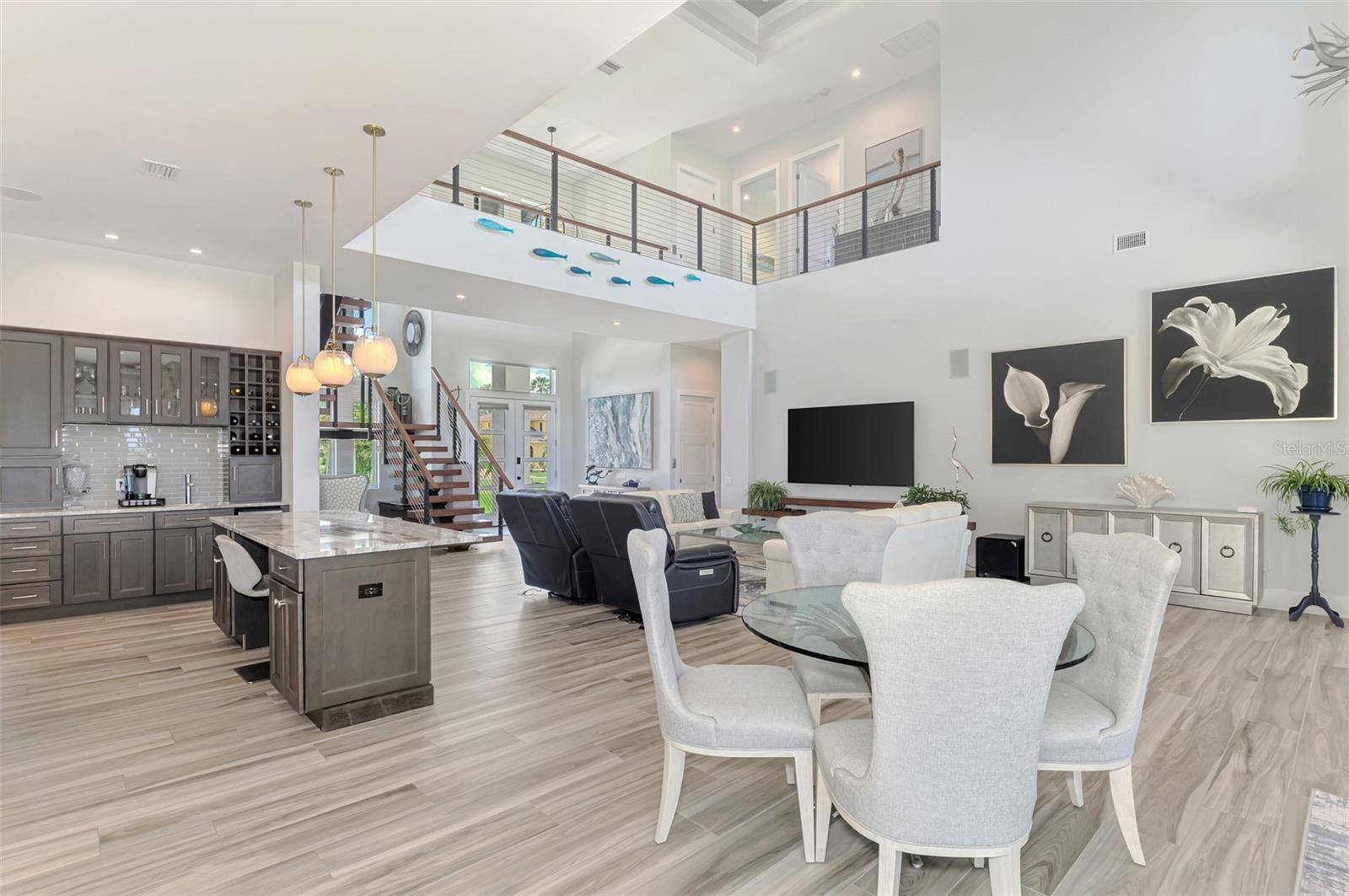 RIVERWOOD - Residential