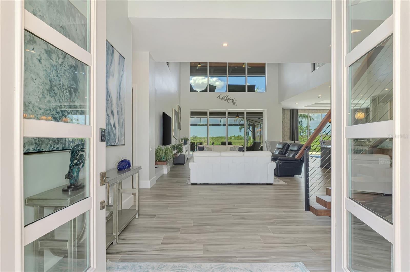 RIVERWOOD - Residential