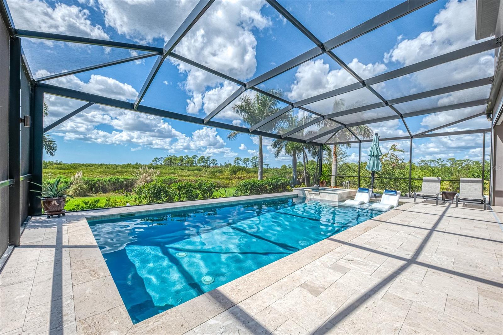 RIVERWOOD - Residential