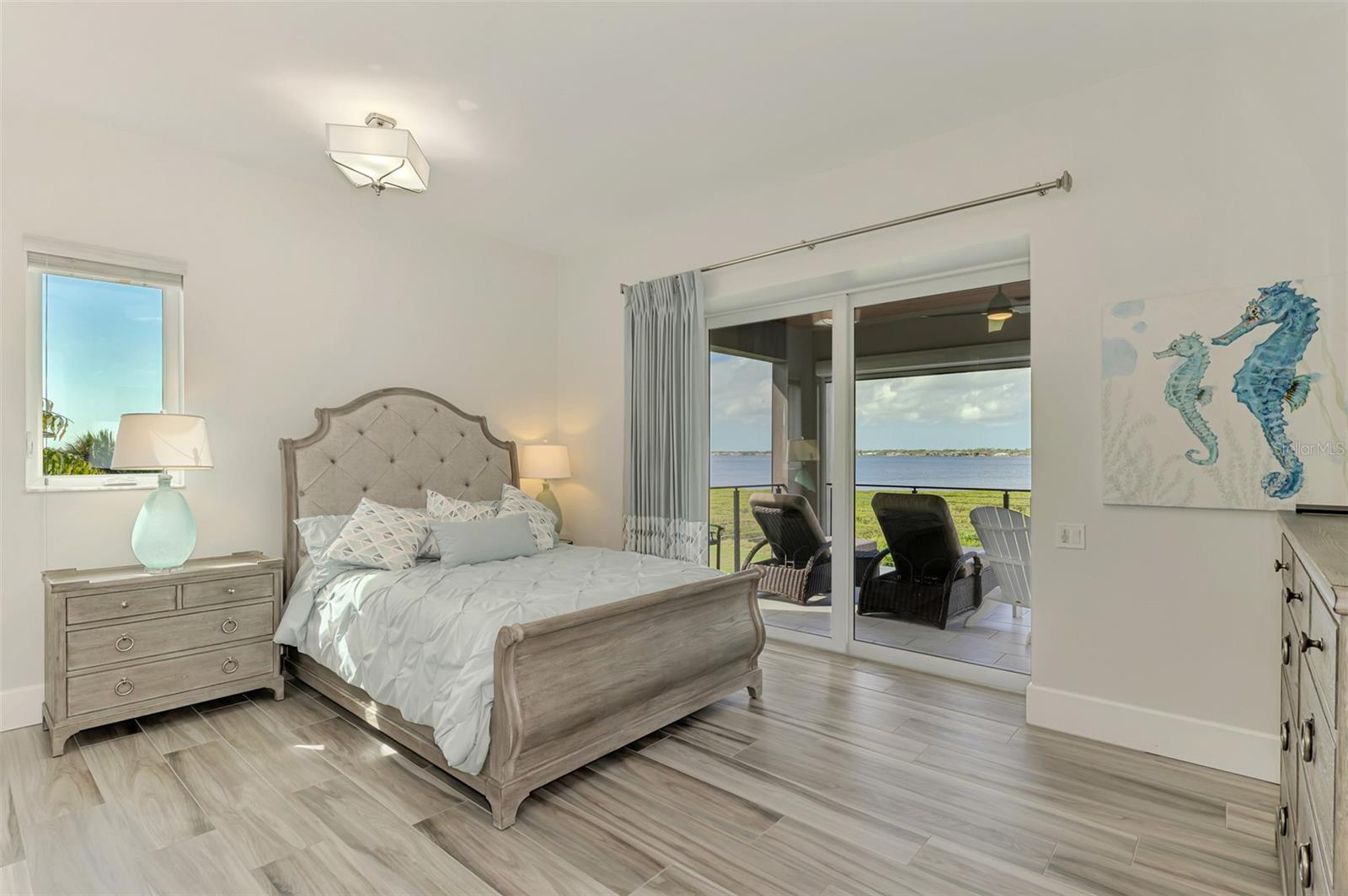 RIVERWOOD - Residential