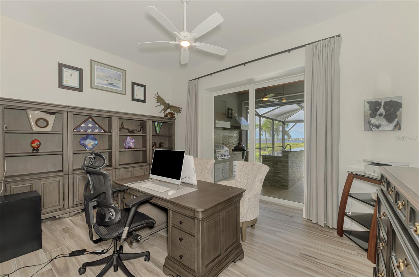 RIVERWOOD - Residential