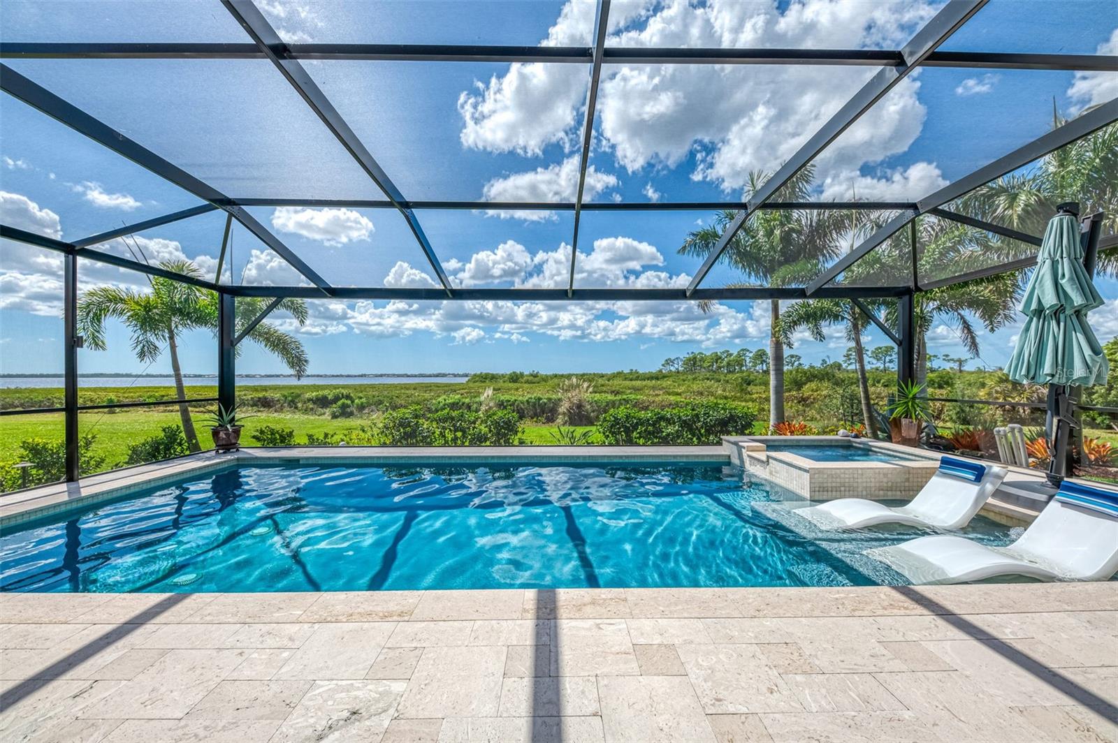 RIVERWOOD - Residential