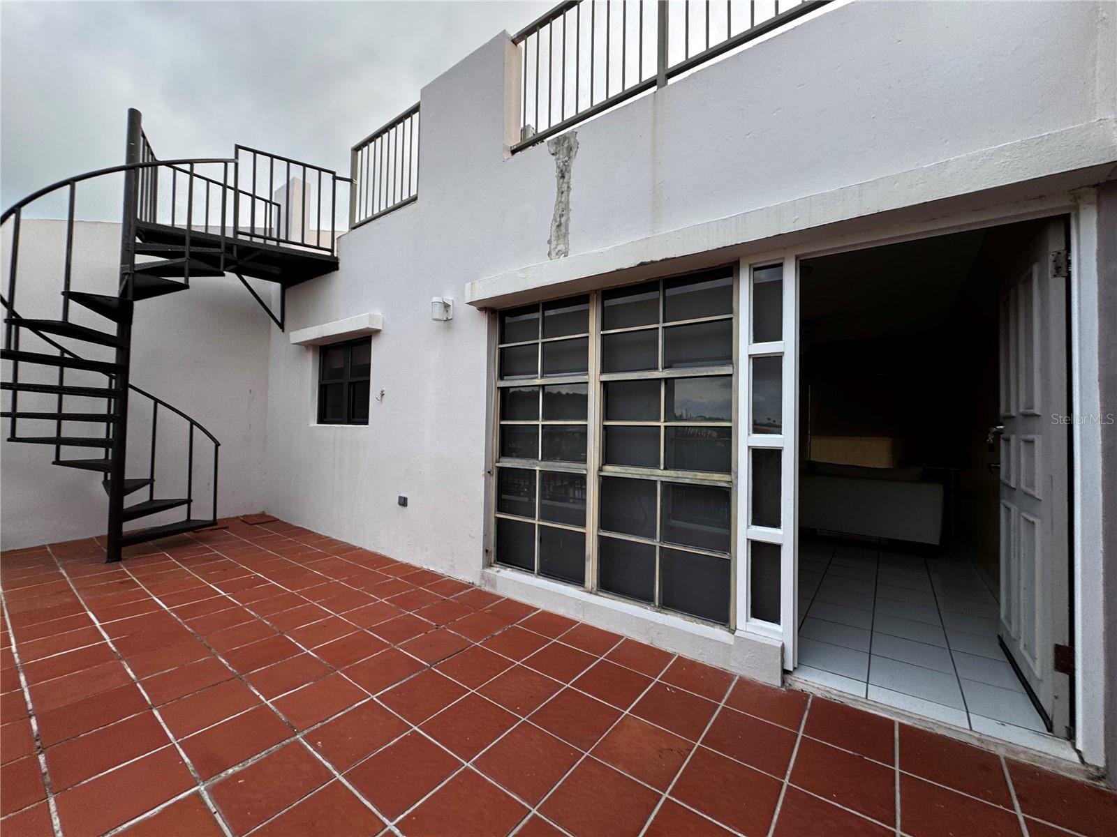 CANDELERO ABAJO - Residential