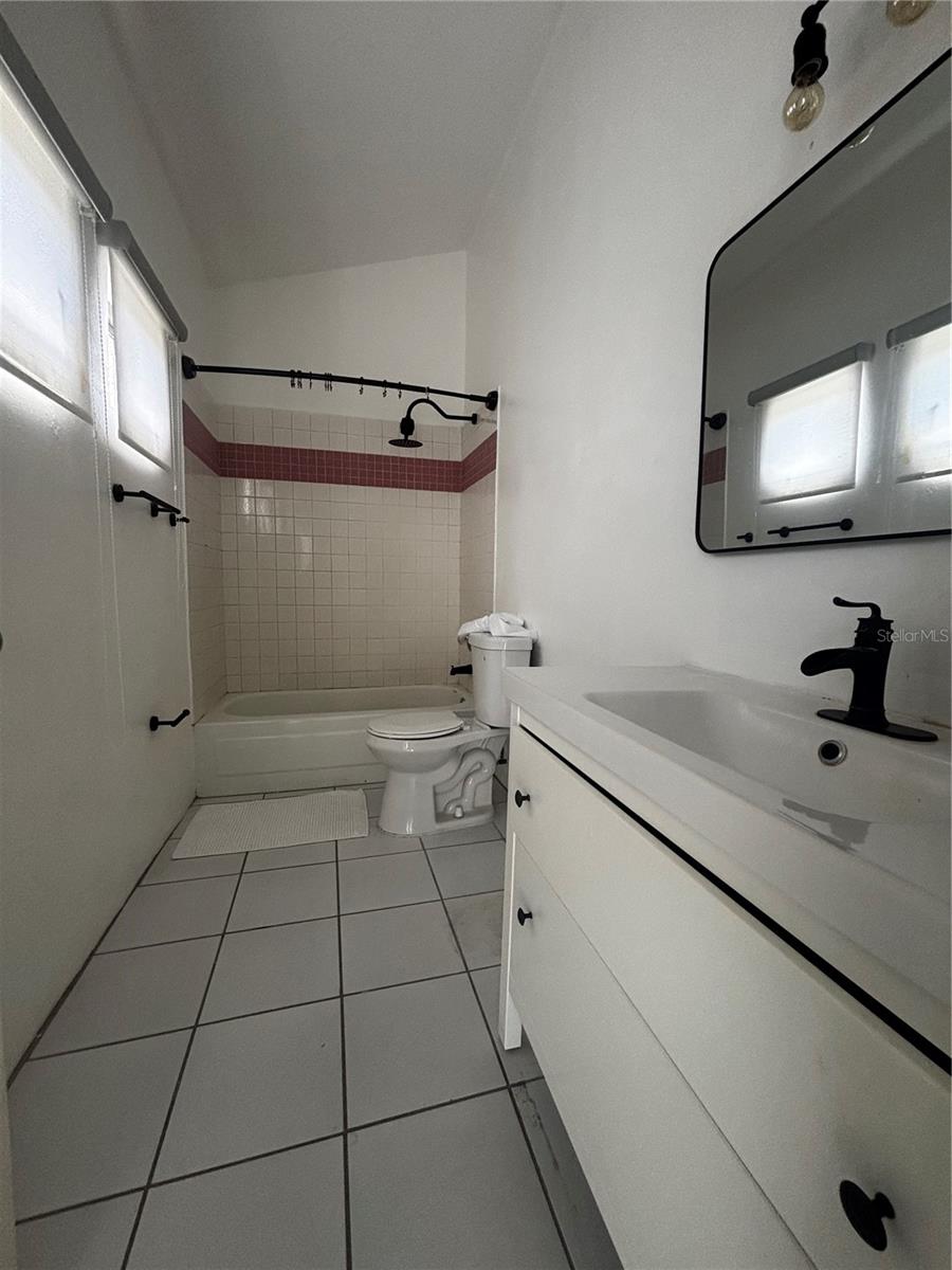 CANDELERO ABAJO - Residential
