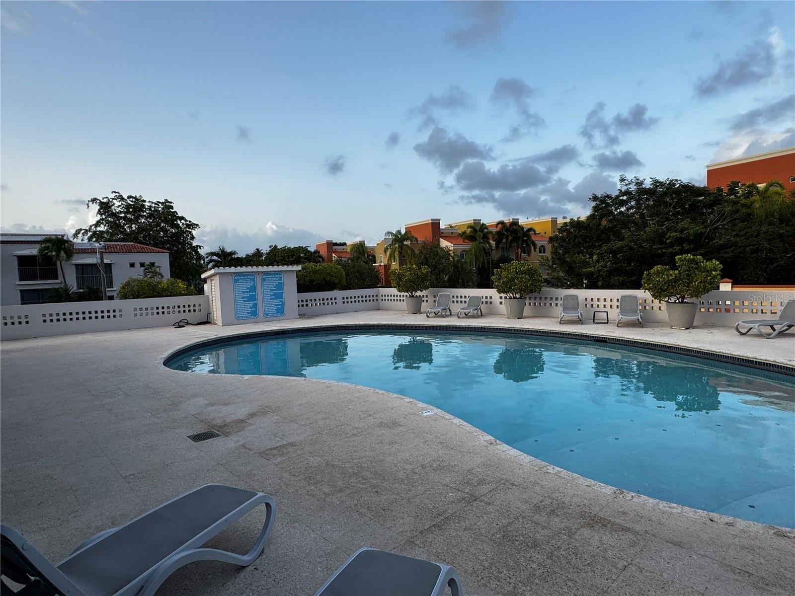 CANDELERO ABAJO - Residential