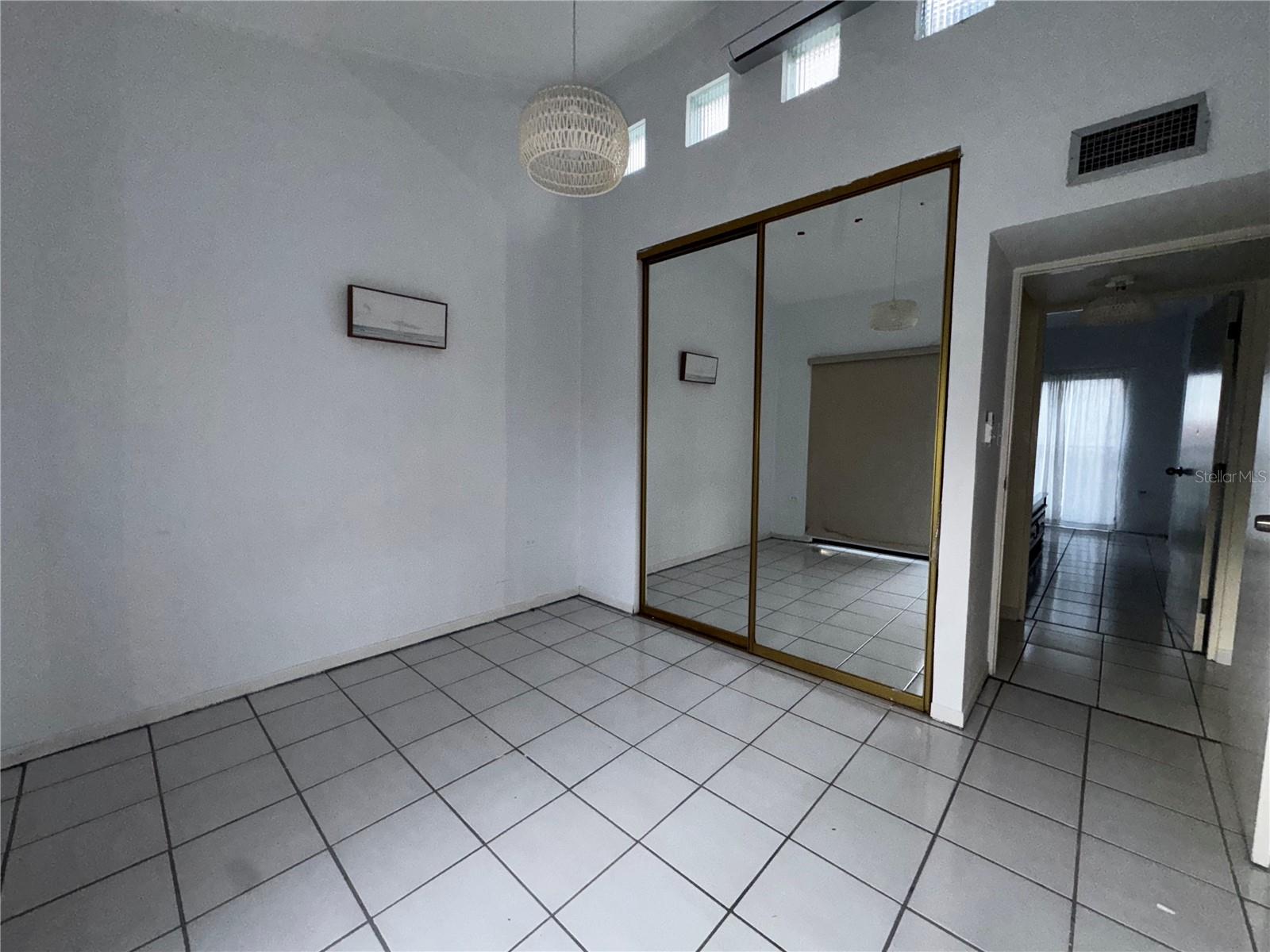 CANDELERO ABAJO - Residential