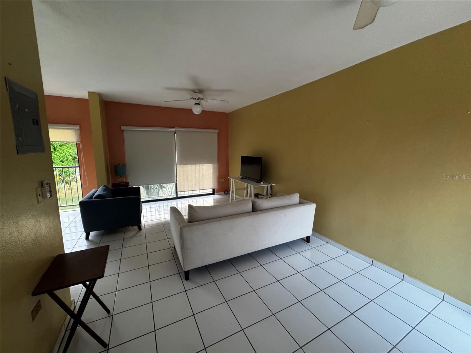 CANDELERO ABAJO - Residential