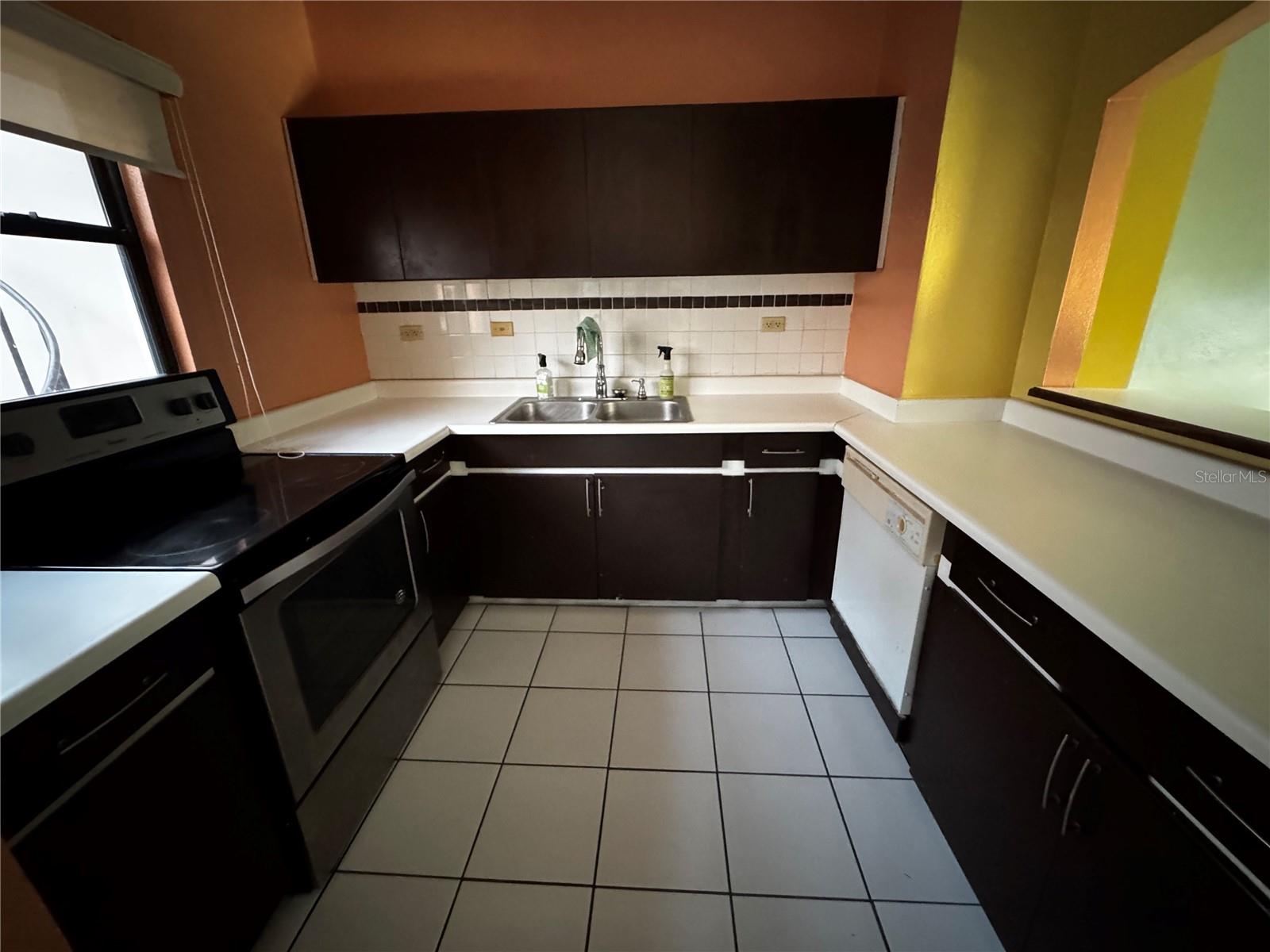 CANDELERO ABAJO - Residential