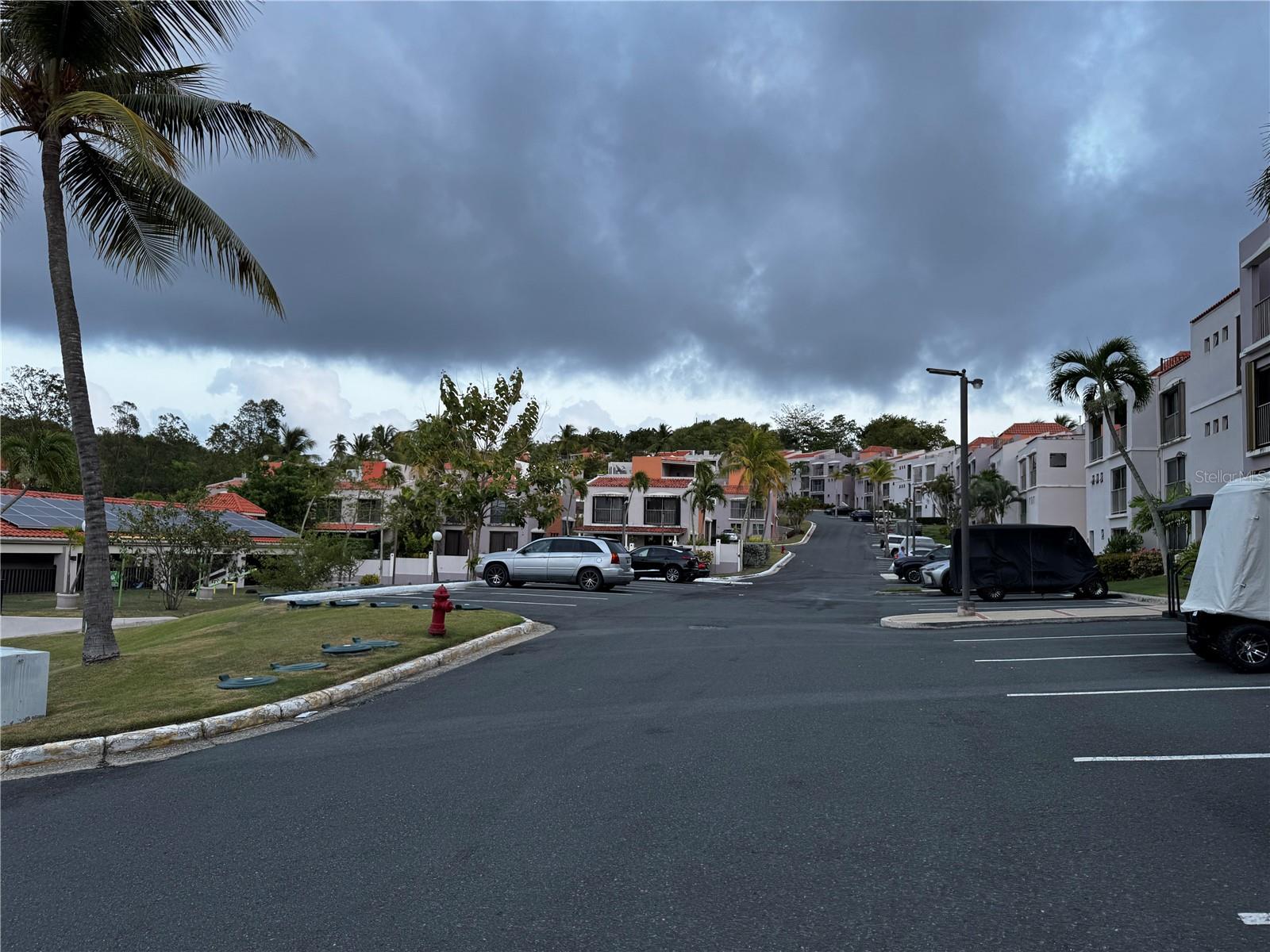 CANDELERO ABAJO - Residential