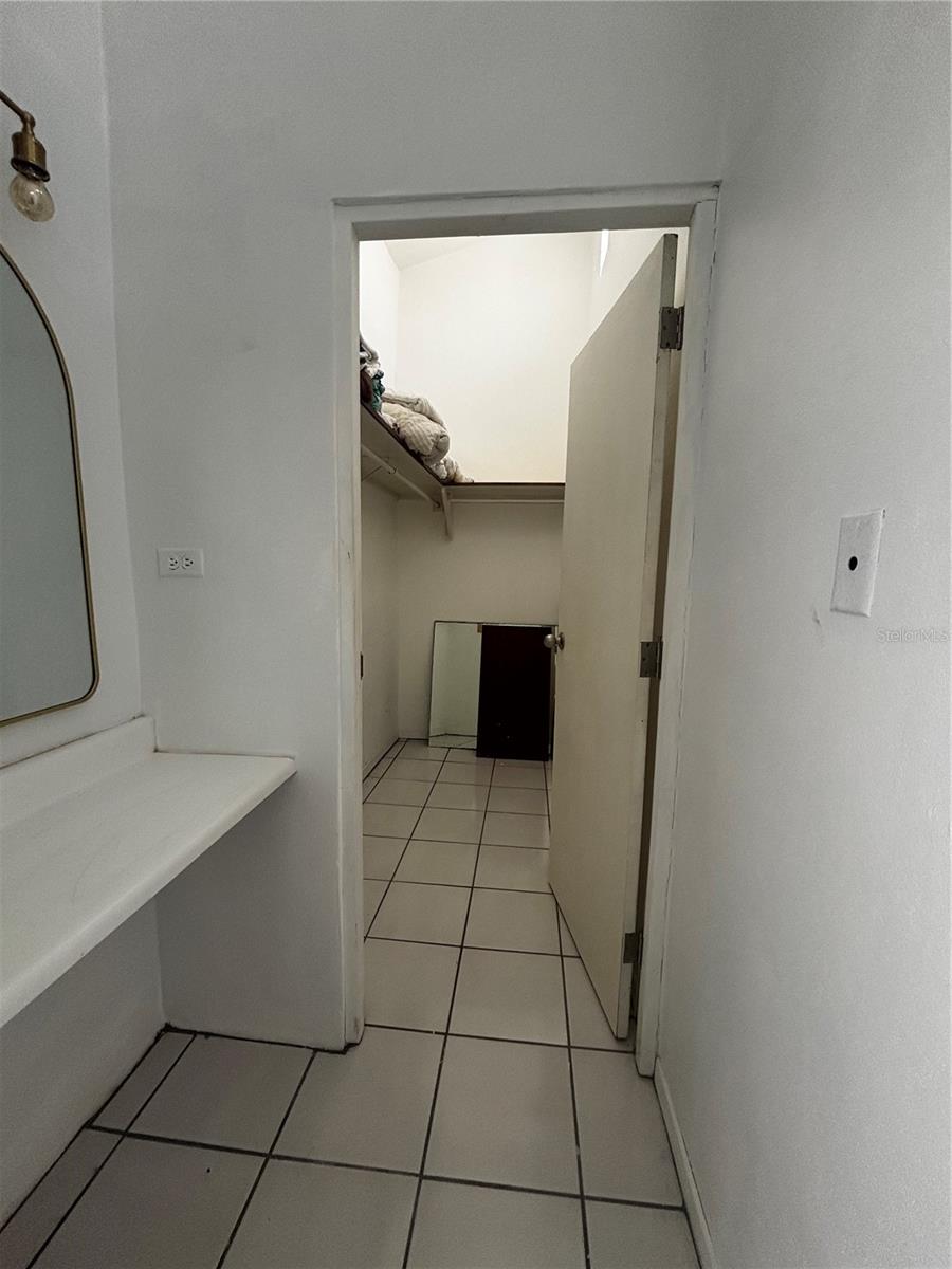 CANDELERO ABAJO - Residential