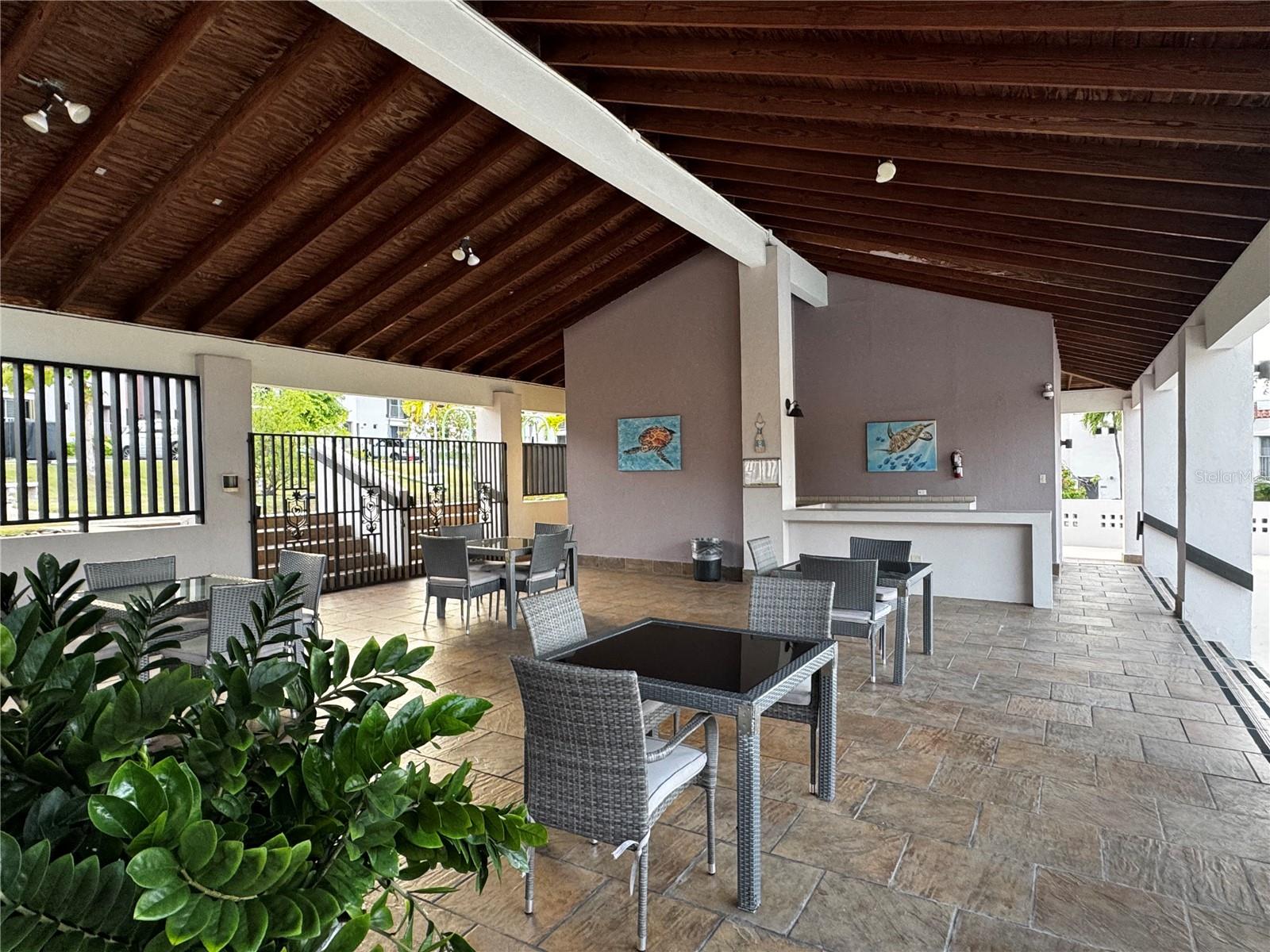 CANDELERO ABAJO - Residential