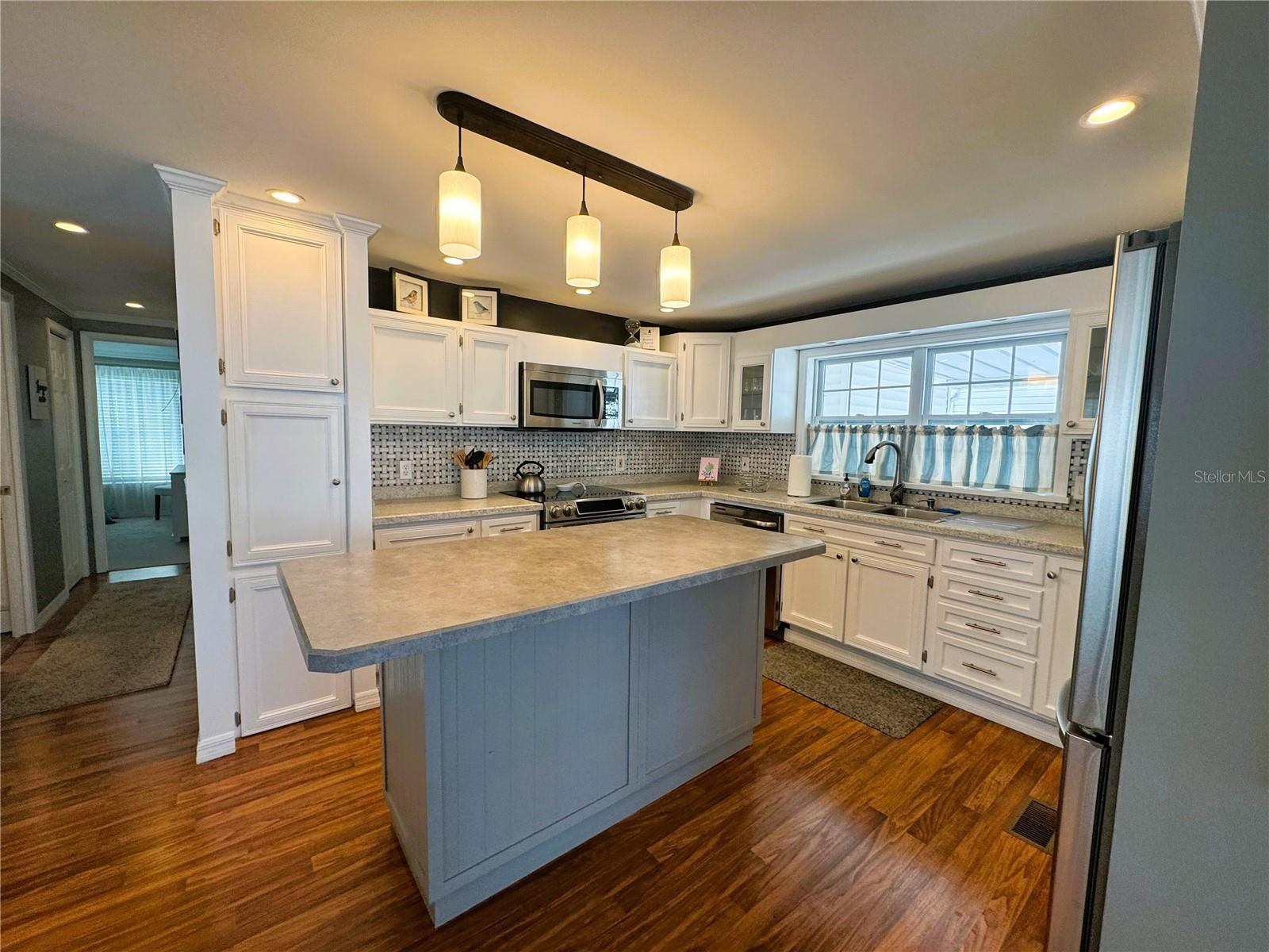 HAWTHORNE AT LEESBURG A COOP - Residential