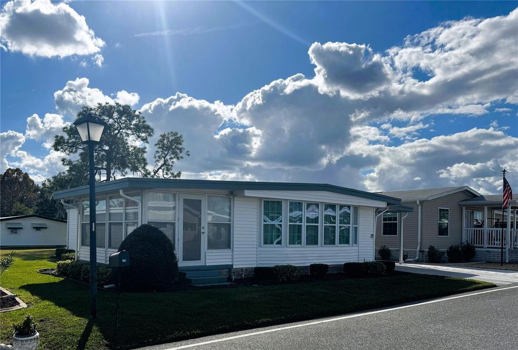 Photo of 117 Dogwood Trail, Leesburg, FL 34748 (MLS # R4910517)