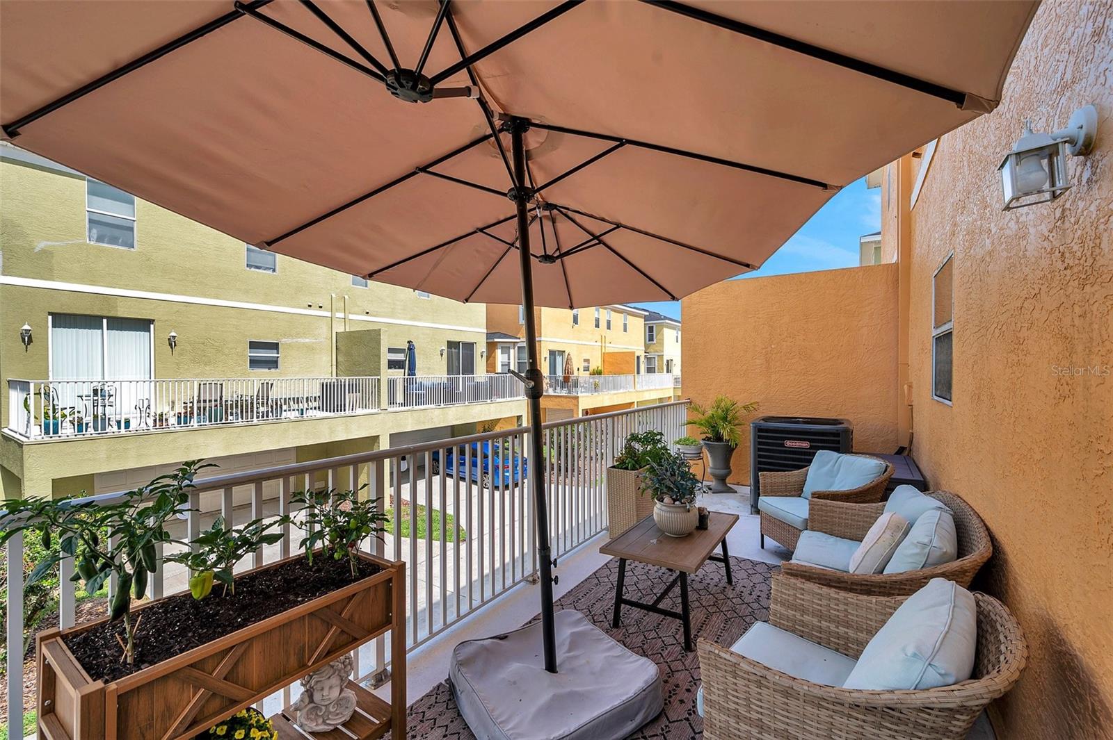 BAYOU VILLAGE - Residential Lease