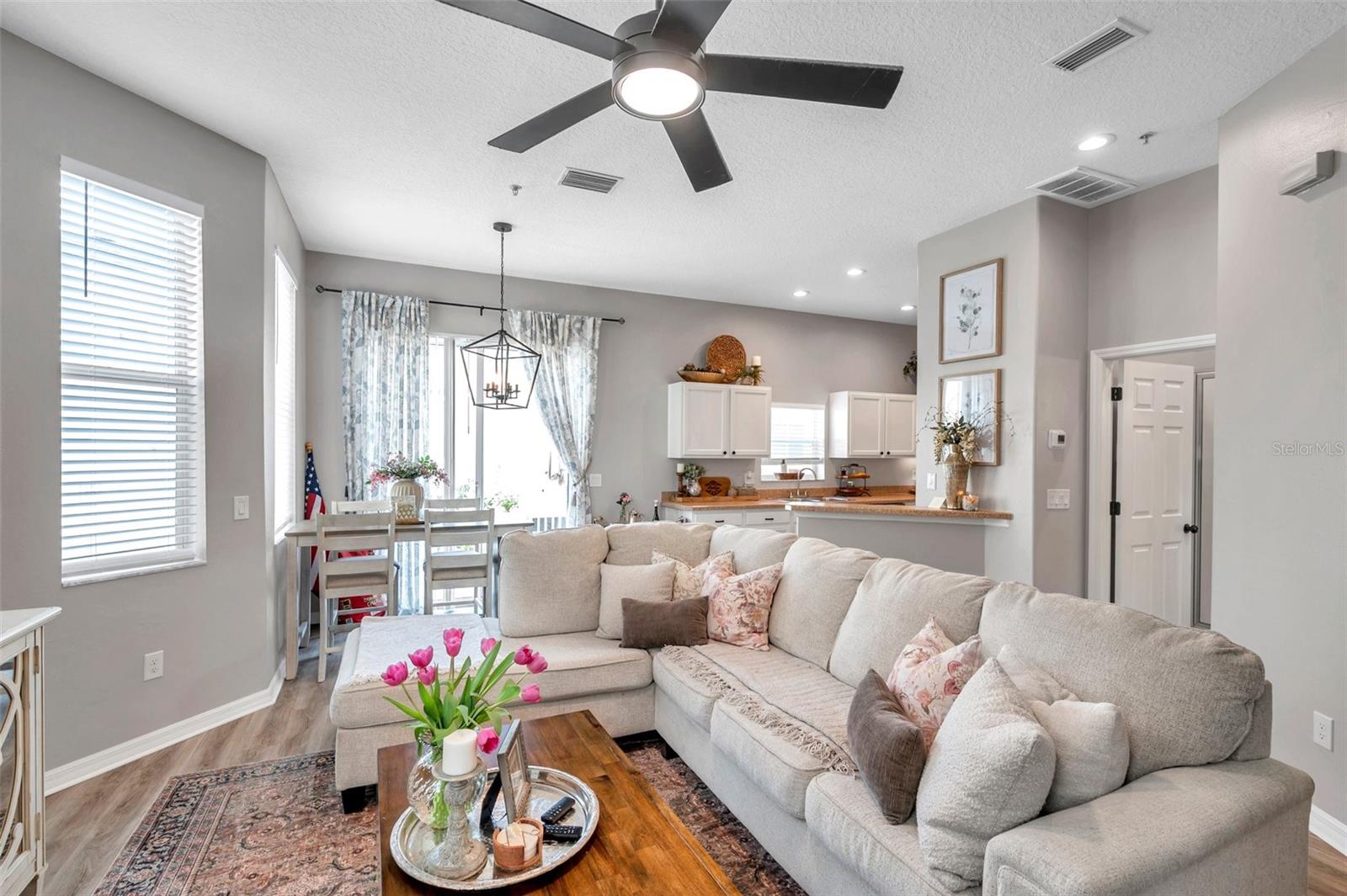 BAYOU VILLAGE - Residential Lease