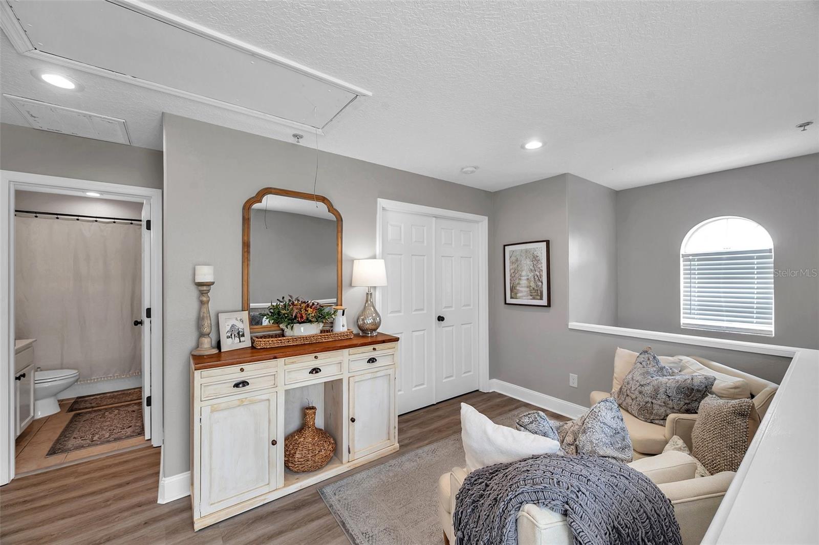 BAYOU VILLAGE - Residential Lease