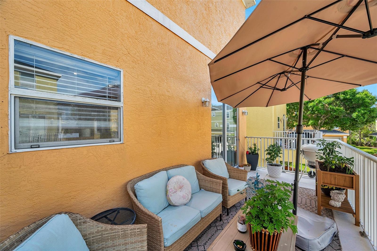 BAYOU VILLAGE - Residential Lease