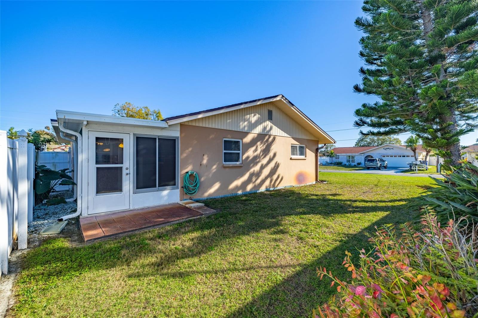 BAYWOOD VILLAGE - Residential