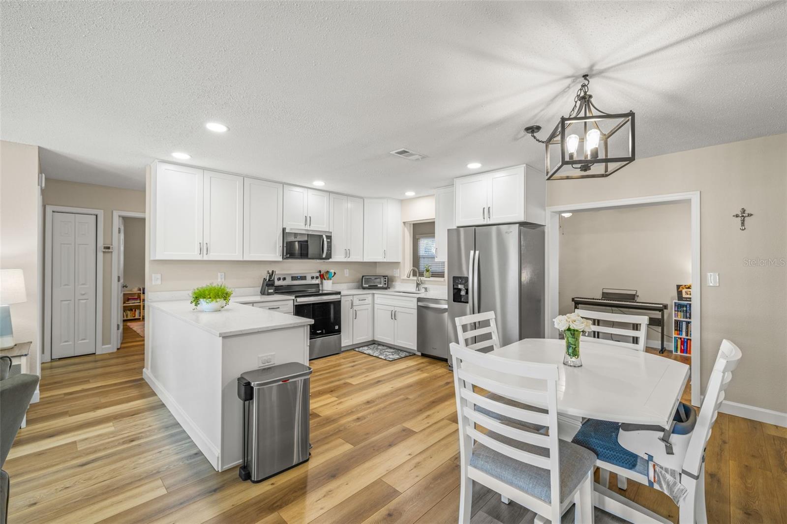 BAYWOOD VILLAGE - Residential