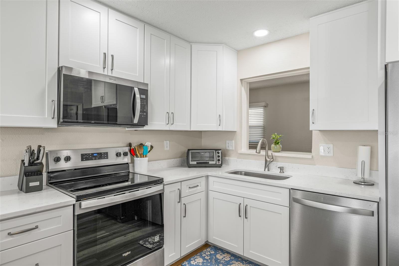 BAYWOOD VILLAGE - Residential