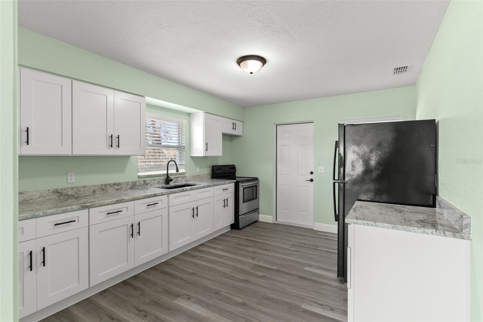 LAKE SHIPP HEIGHTS - Residential