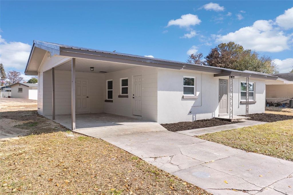 Photo of 73 High Street, Winter Haven, FL 33880 (MLS # P4937859)
