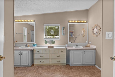 Tiny photo for 705 Oak Boulevard, Wildwood, FL 34785 (MLS # OM731187)