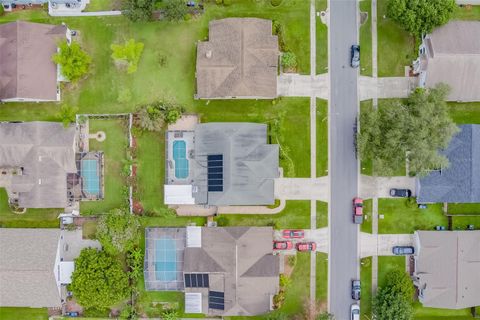 A home in VALRICO