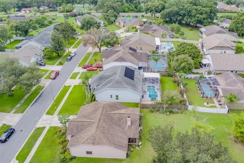 A home in VALRICO