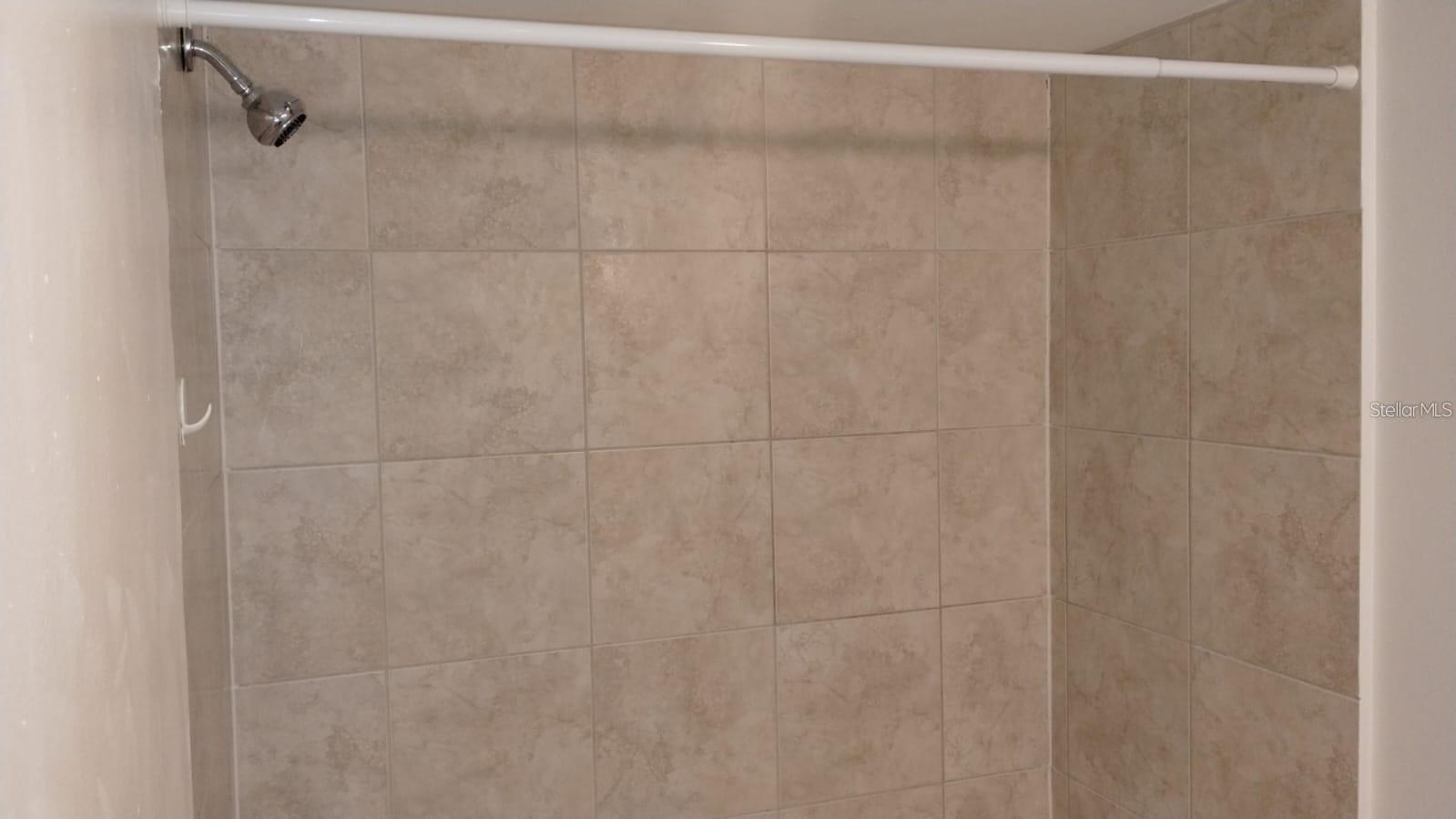 LAKESIDE CROSSING CONDO - Residential