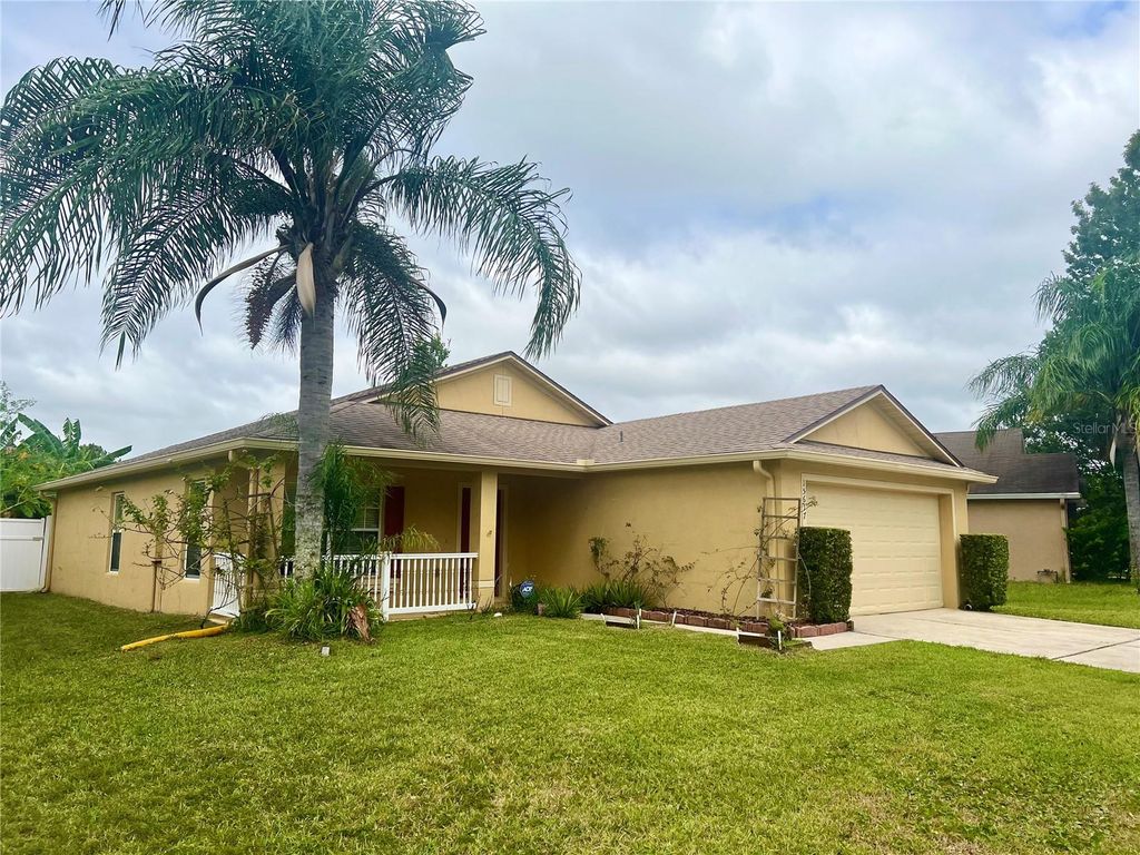 Photo of 15617 Perdido Drive, Orlando, FL 32828 (MLS # O6367950)