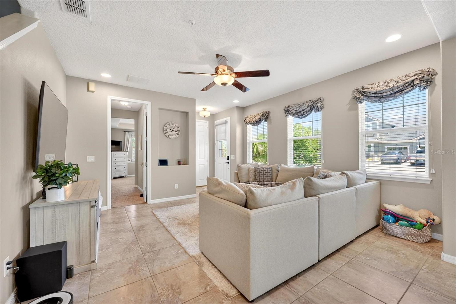 RANDAL PARK - Residential