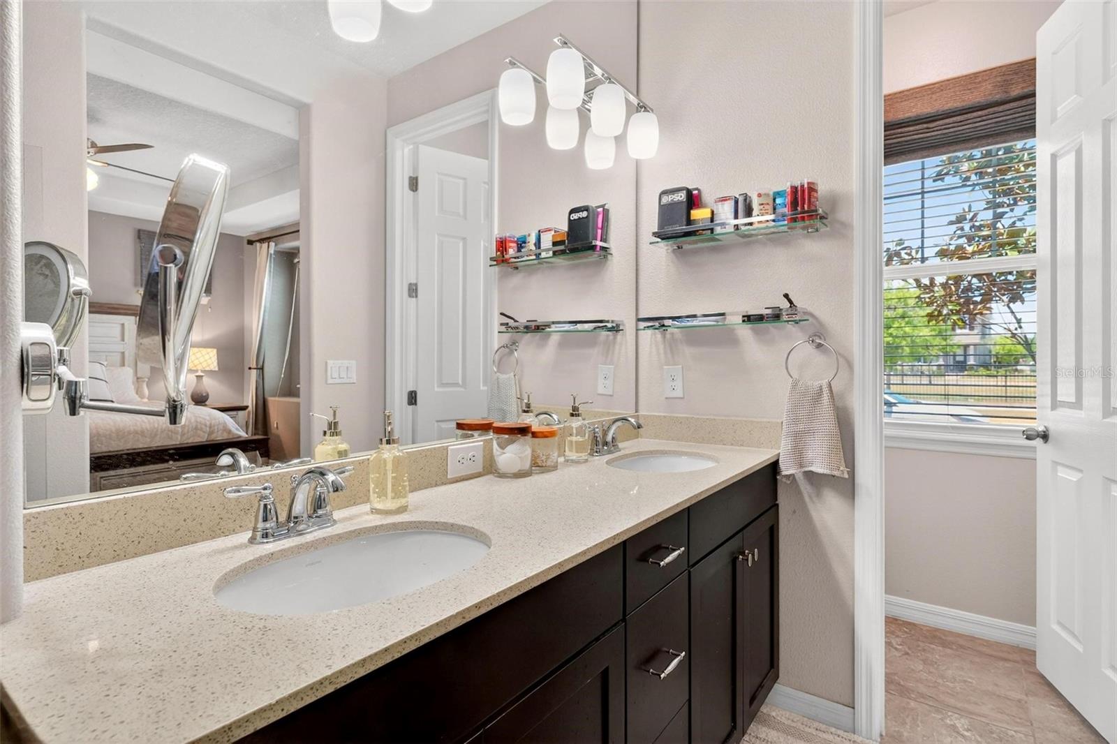 RANDAL PARK - Residential