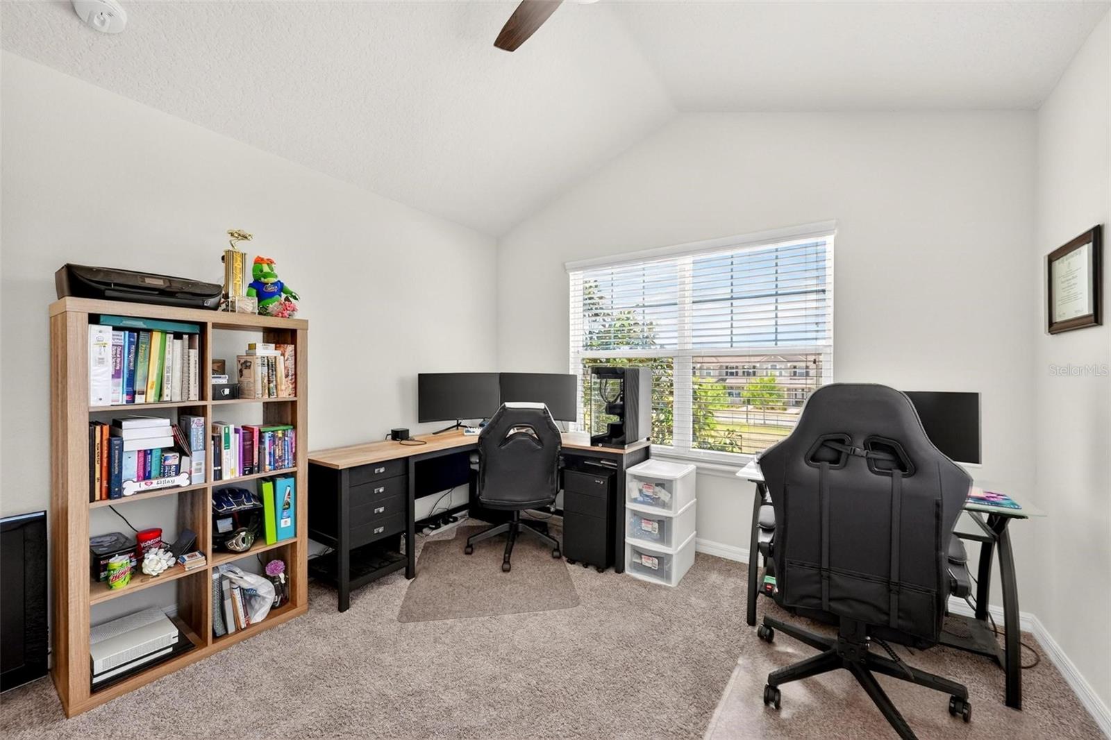 RANDAL PARK - Residential